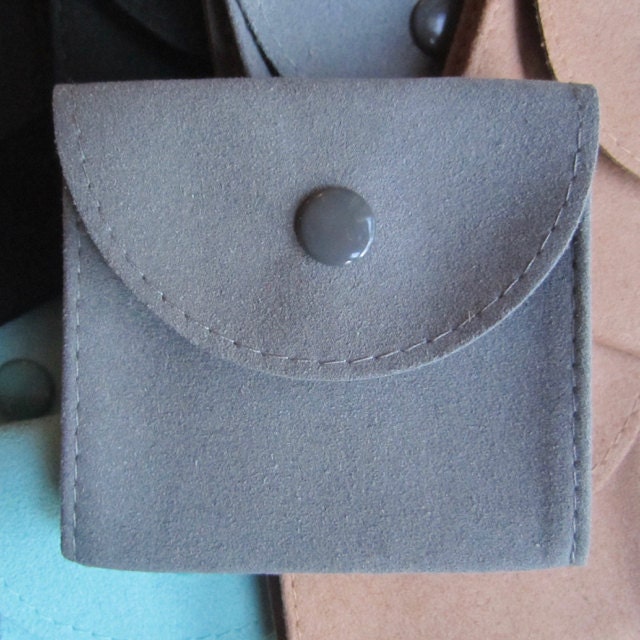Luxury Faux Suede Snap Jewelry Pouches – Set of 25