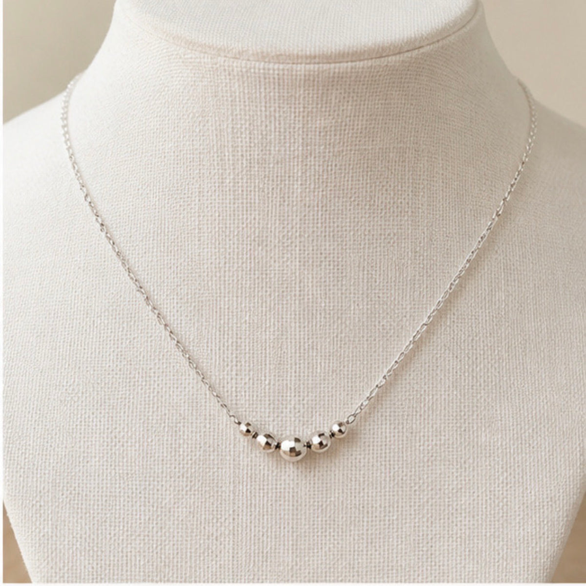 Sterling Silver Graduated Disco Bead Necklace